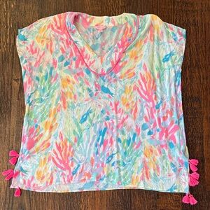 Lilly Pulitzer Vibrant Multi-Color Printed V-Neck swimsuit coverup